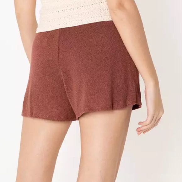 Zara Knit Mid Rise Shorts - Picture 3 of 7